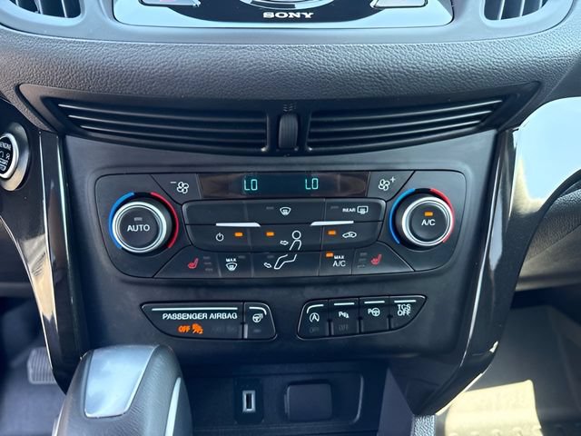 Certified 2019 Ford Escape Titanium AWD/4WD image 30
