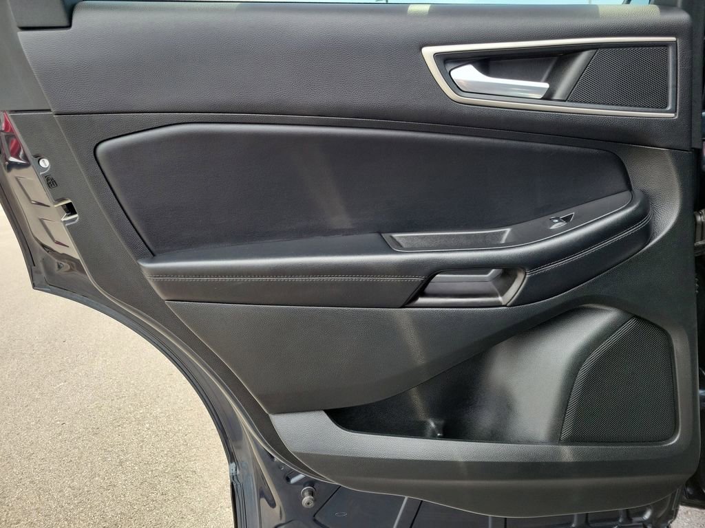Certified 2023 Ford Edge SEL AWD/4WD image 11
