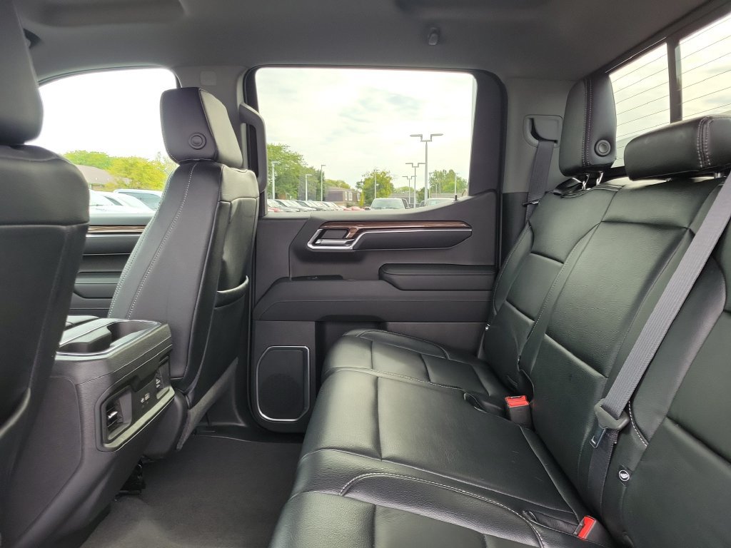 Used 2022 Chevrolet Silverado 1500 LT Trail Boss AWD/4WD image 14