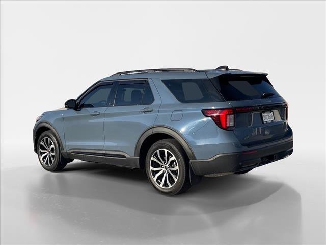 Certified 2025 Ford Explorer ST-Line image 4