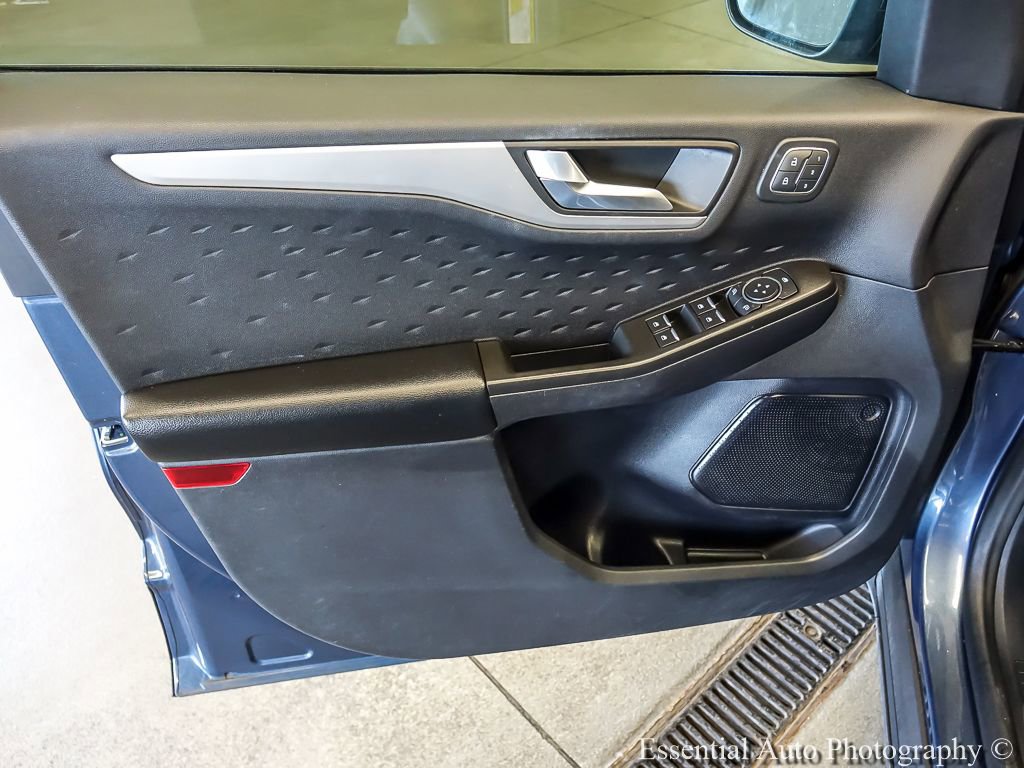 Certified 2020 Ford Escape SEL FWD image 19