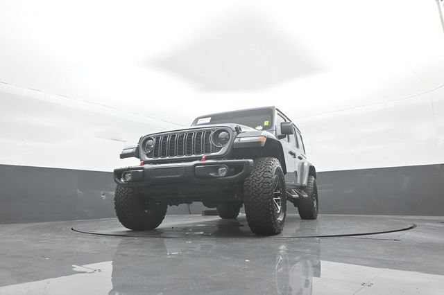 Used 2025 Jeep Wrangler Unlimited Rubicon AWD/4WD image 36