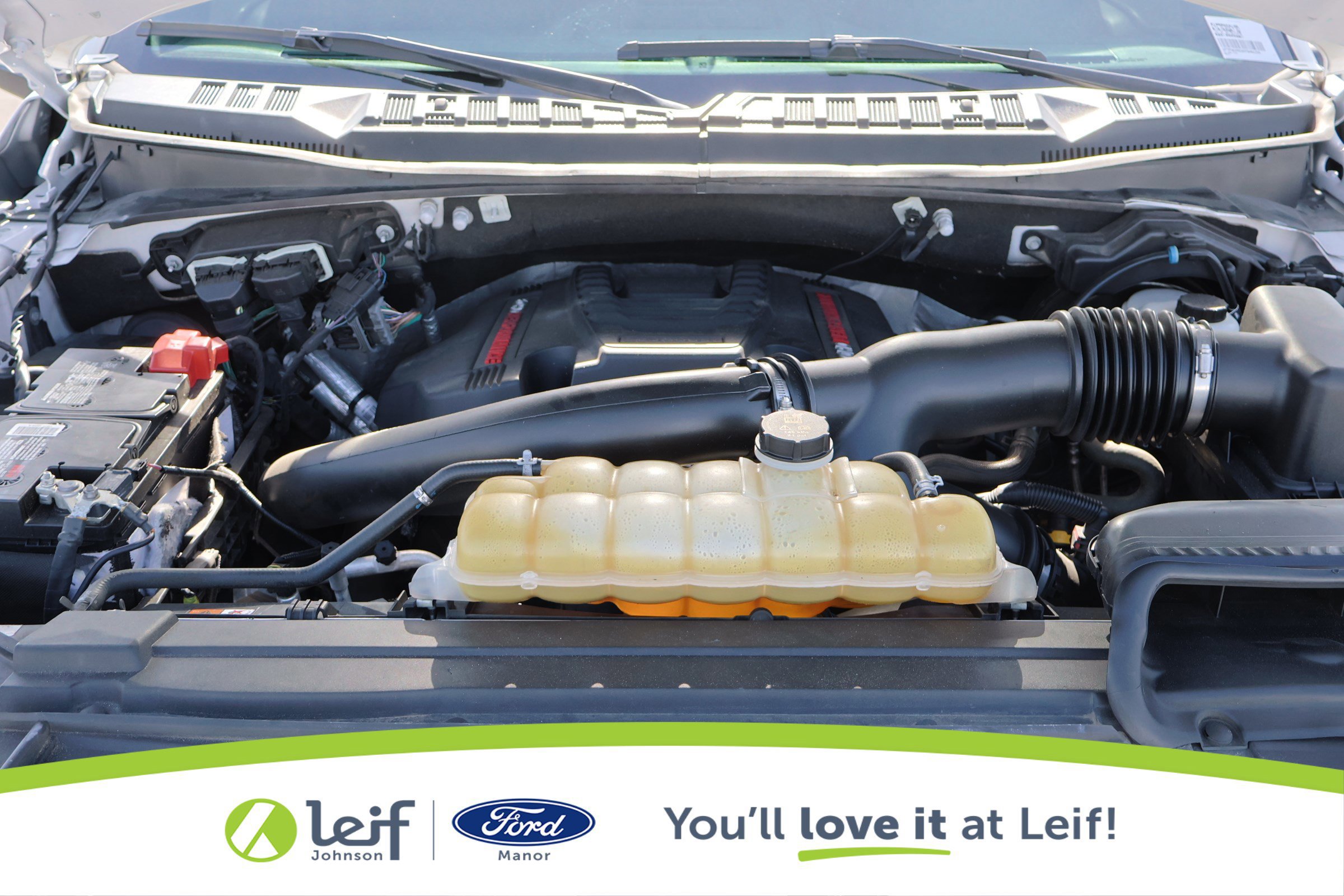 Certified 2019 Ford F150 Raptor w/ Equipment Group 802A Luxury image 38