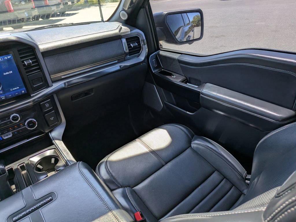 Certified 2022 Ford F150 Platinum w/ Equipment Group 701A High AWD/4WD image 17
