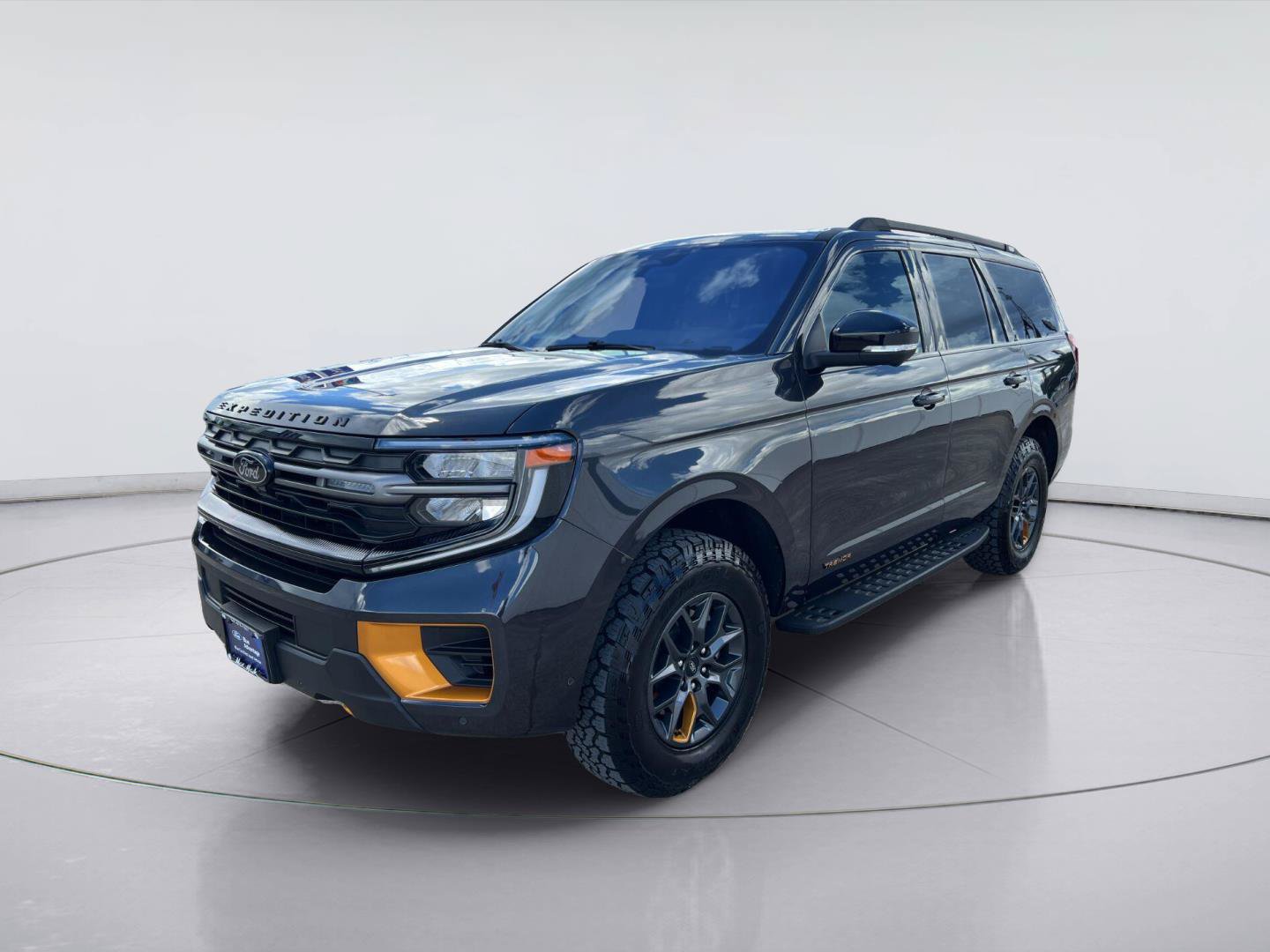 Certified 2025 Ford Expedition Tremor AWD/4WD image 7