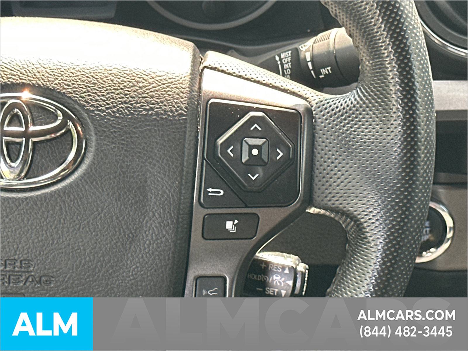 Used 2022 Toyota Tacoma TRD Sport w/ TRD Premium Sport Package AWD/4WD image 29