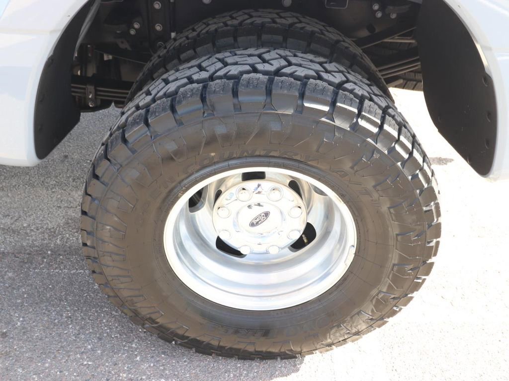 Certified 2024 Ford F350 Limited w/ FX4 Off-Road Package image 25