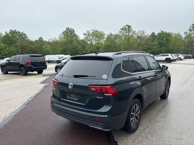 Used 2019 Volkswagen Tiguan SE w/ Panoramic Sunroof Package AWD/4WD image 28