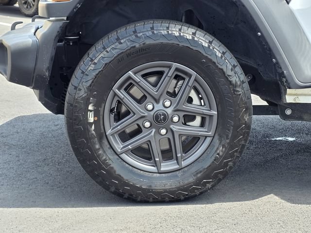 Used 2024 Jeep Wrangler Unlimited Sport AWD/4WD image 30