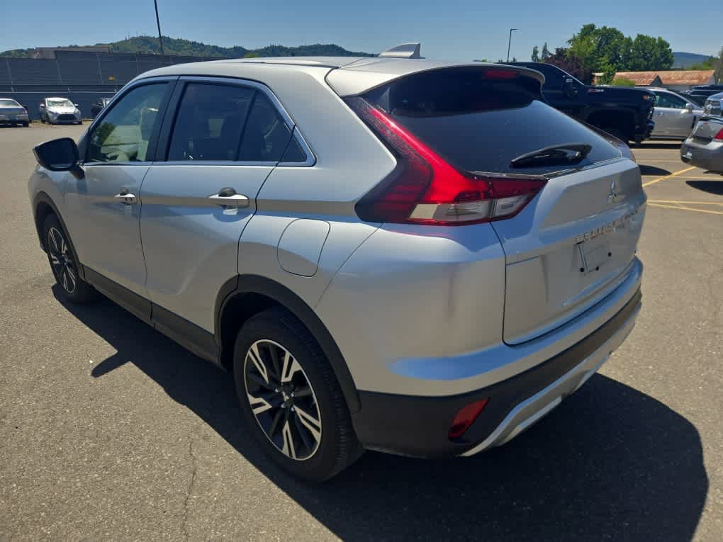Used 2025 Mitsubishi Eclipse Cross SE AWD/4WD image 3