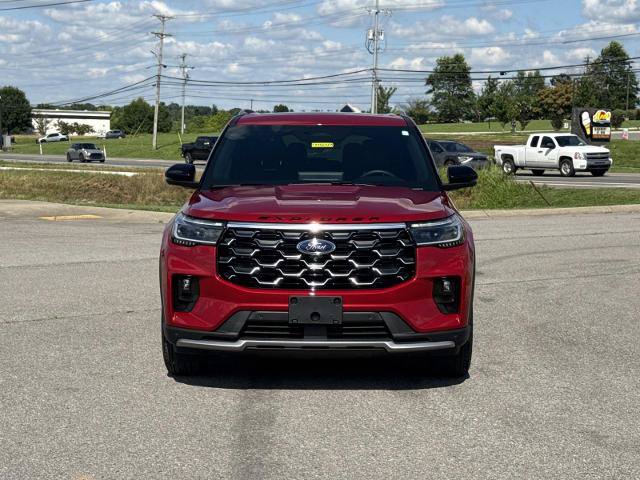 Certified 2026 Ford Explorer Platinum RWD image 2