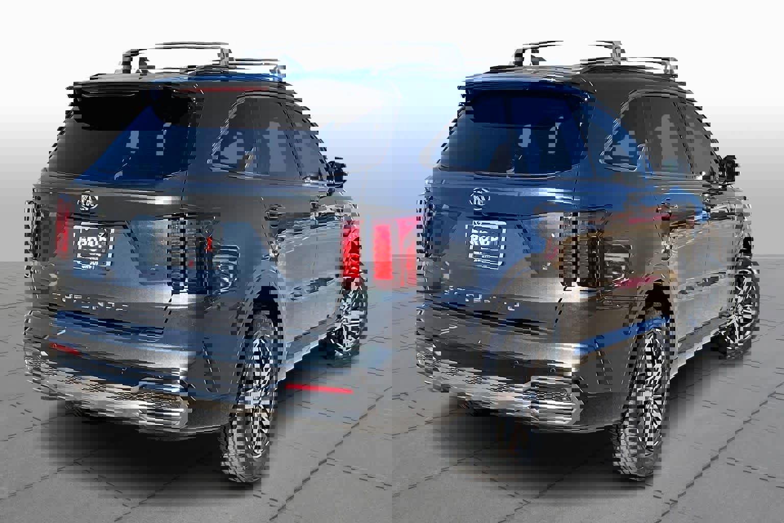 Used 2021 Kia Sorento S image 12