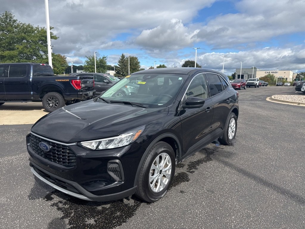 Certified 2023 Ford Escape Active w/ Tech Pack #2 image 11