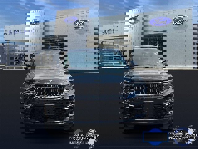 Used 2024 Jeep Grand Cherokee Limited 4xe image 7