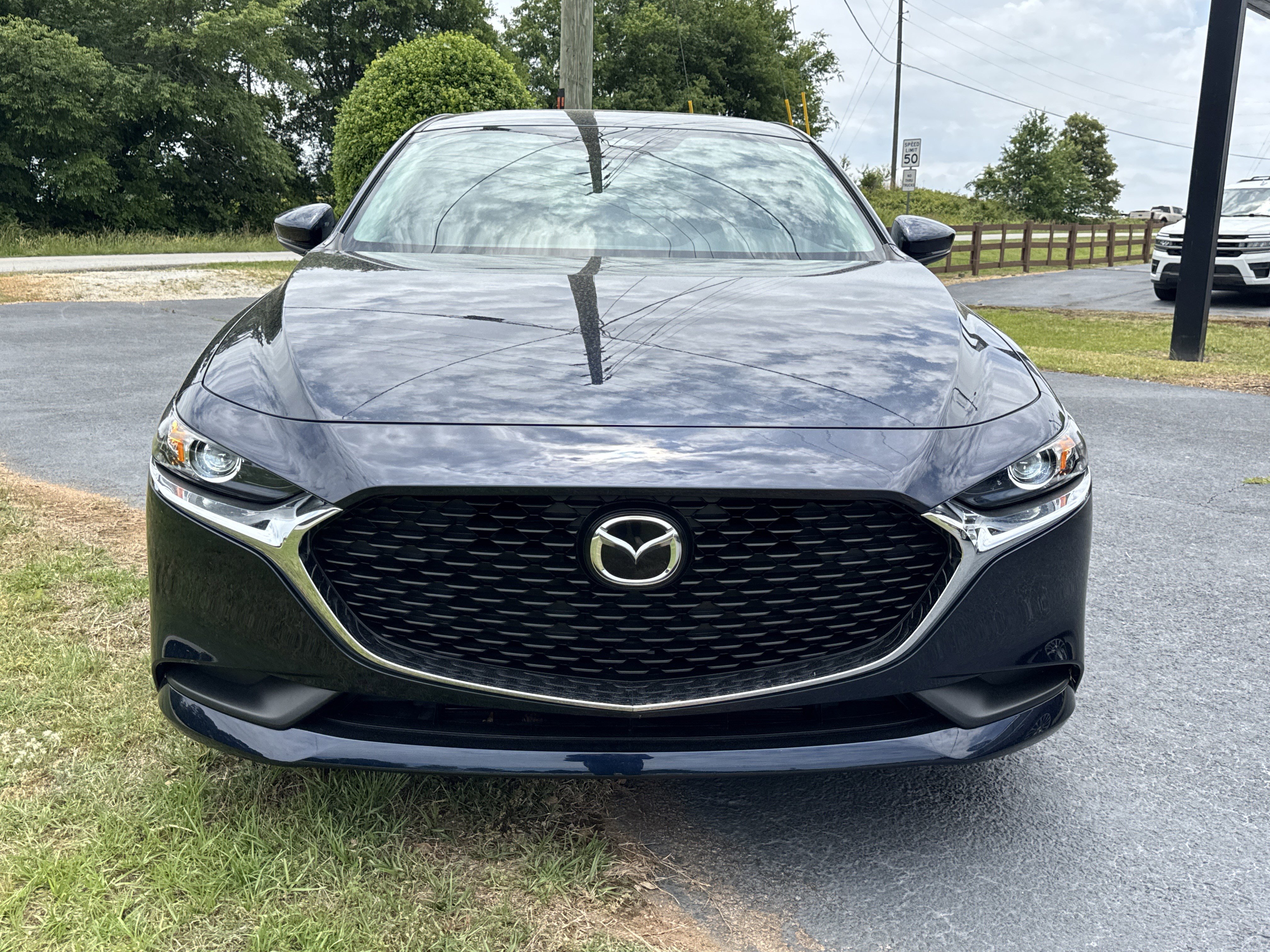 Used 2024 MAZDA MAZDA3 s FWD image 3