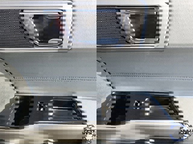 Certified 2023 Ford Explorer XLT w/ Equipment Group 202A image 31