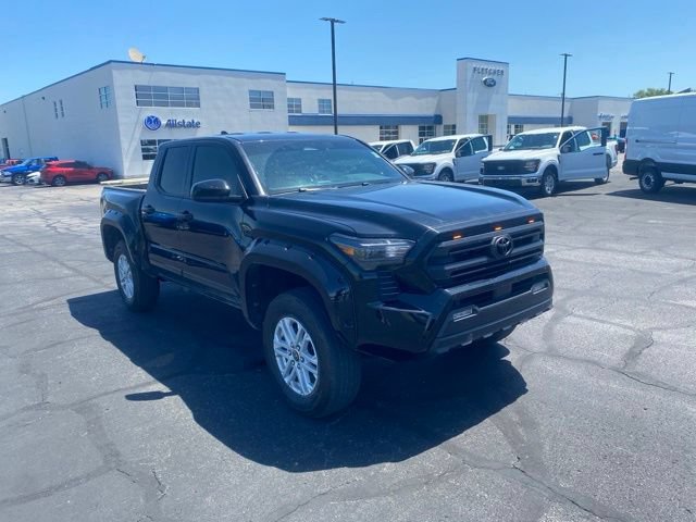 Used 2025 Toyota Tacoma SR5 AWD/4WD image 8