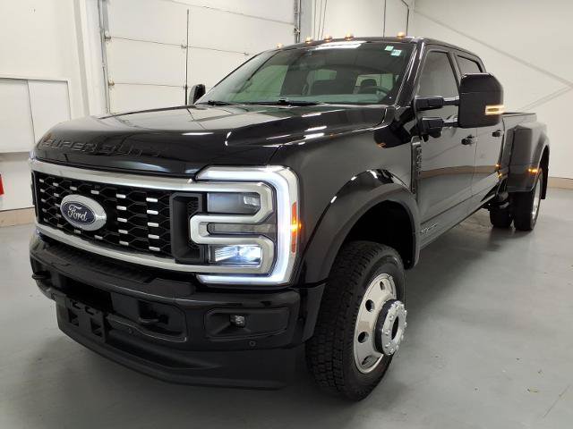 Certified 2026 Ford F450 Platinum w/ FX4 Off-Road Package AWD/4WD image 7