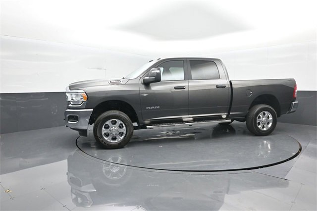 Used 2024 RAM 3500 Big Horn image 4