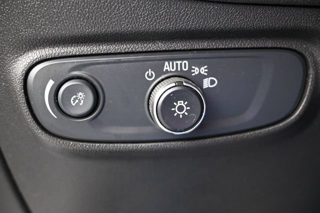 Used 2024 Chevrolet Equinox LT FWD image 25
