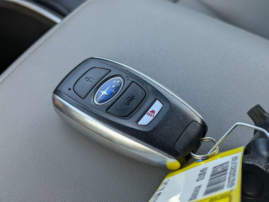 Used 2021 Subaru Outback Limited XT w/ Popular Package #2 AWD/4WD image 32