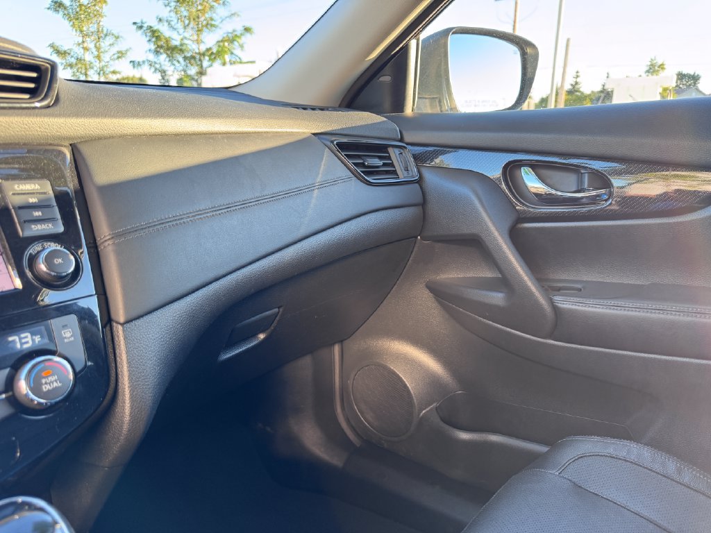 Used 2019 Nissan Rogue SL AWD/4WD image 22