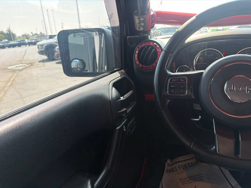 Used 2018 Jeep Wrangler Unlimited Rubicon AWD/4WD image 19