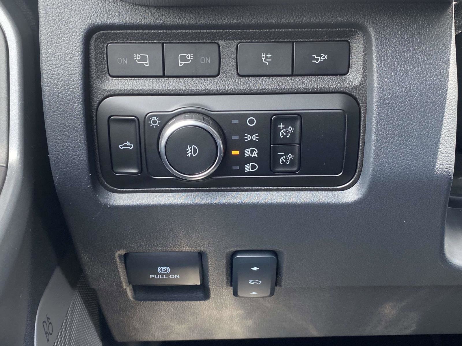 Certified 2024 Ford F250 Lariat w/ Lariat Ultimate Package AWD/4WD image 46