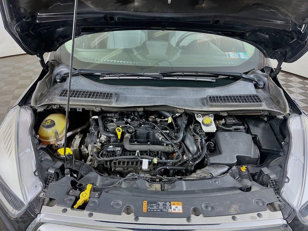 Certified 2019 Ford Escape SE AWD/4WD image 35