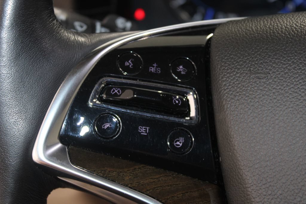 Used 2020 Cadillac Escalade Premium Luxury AWD/4WD image 39