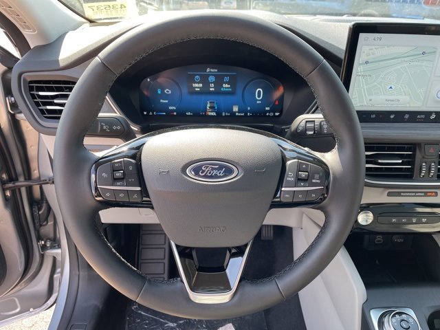 Certified 2024 Ford Escape SE w/ PHEV Premium Package image 21