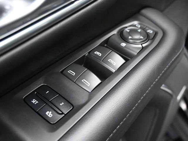 Used 2022 Chevrolet Tahoe Z71 image 13