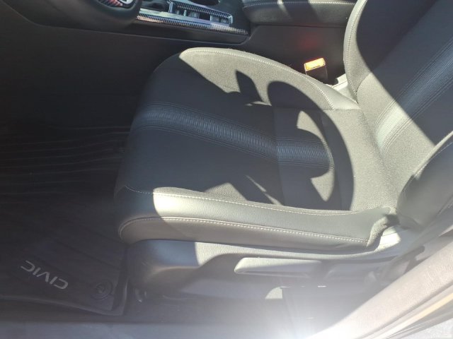 Used 2025 Honda Civic Sport image 14