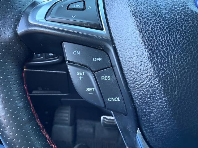 Certified 2022 Ford Edge ST-Line AWD/4WD image 17