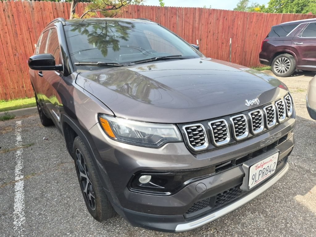 Used 2024 Jeep Compass Limited AWD/4WD image 13