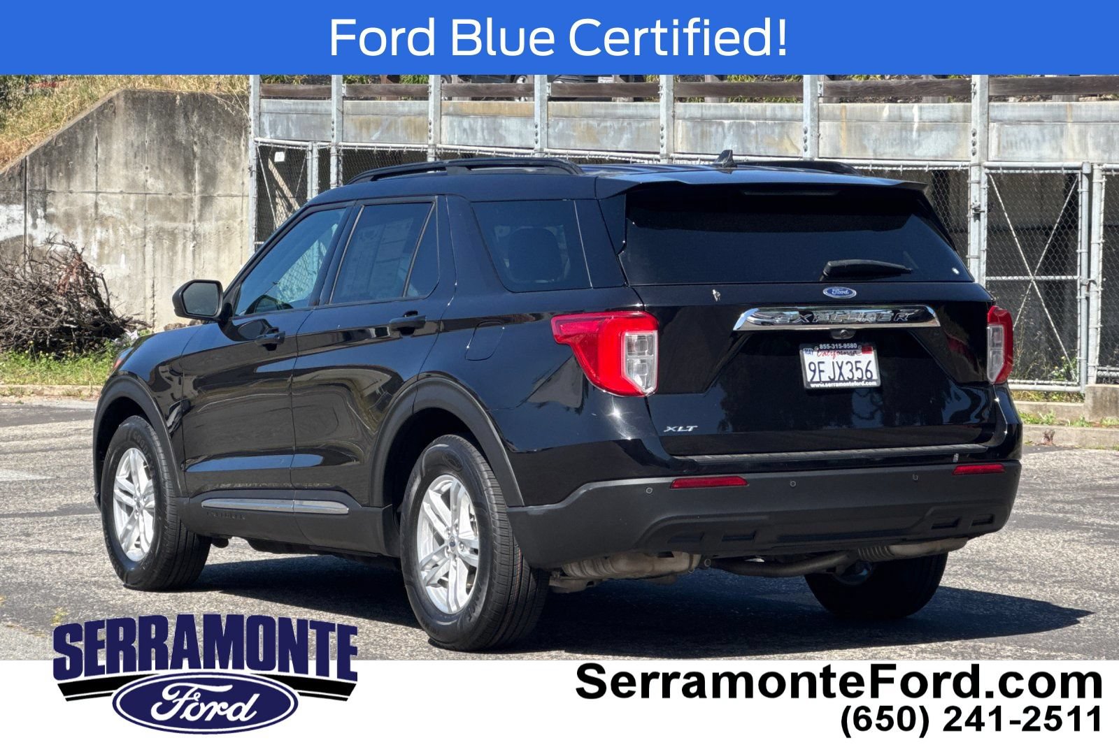 Certified 2023 Ford Explorer XLT RWD image 7