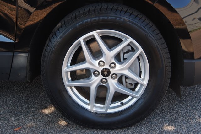 Certified 2024 Ford Edge SEL w/ Convenience Package AWD/4WD image 9