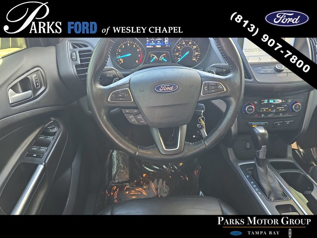 Certified 2017 Ford Escape SE w/ SE Leather Comfort Package image 10