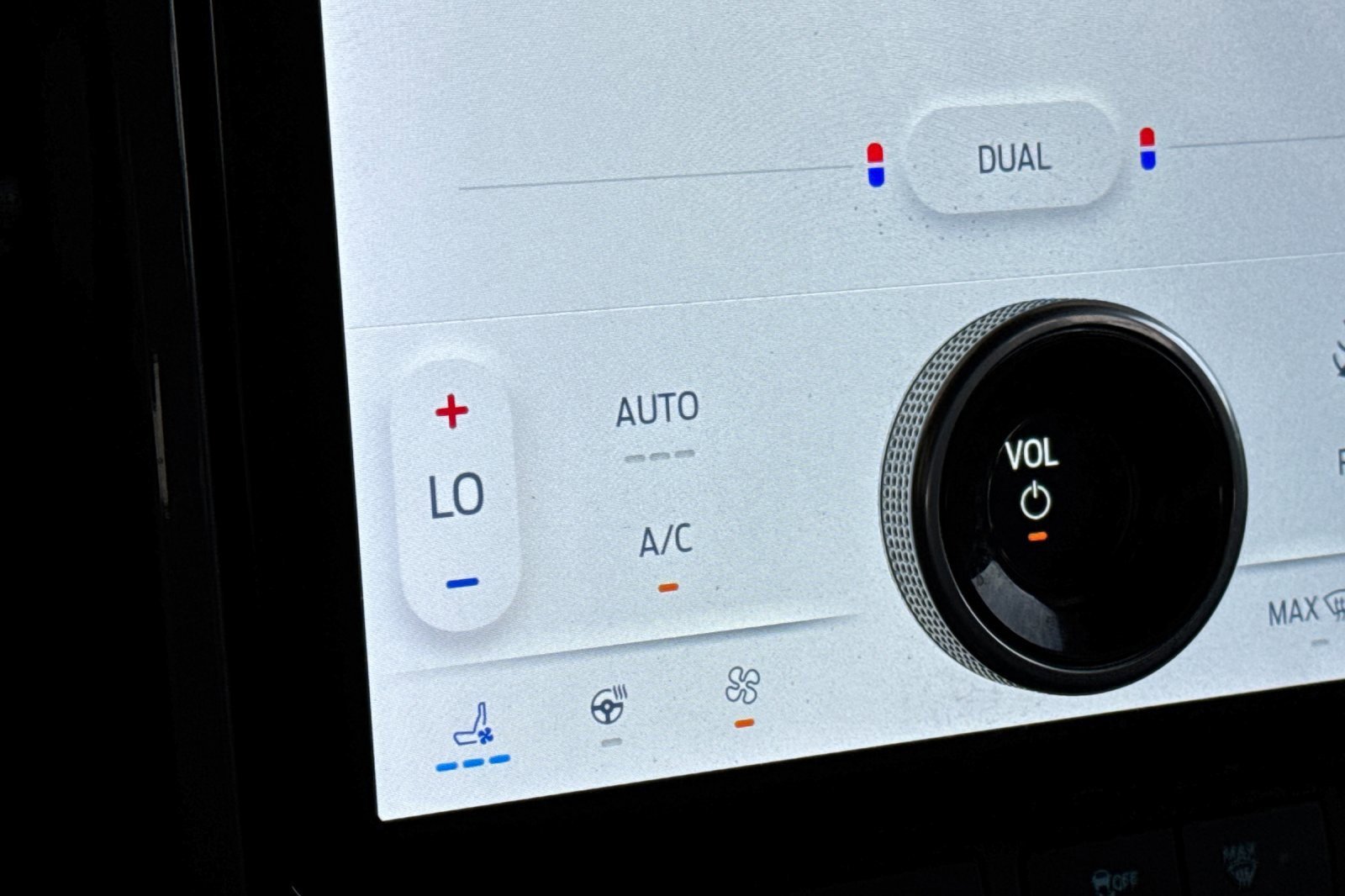 Certified 2022 Ford Expedition Limited image 30