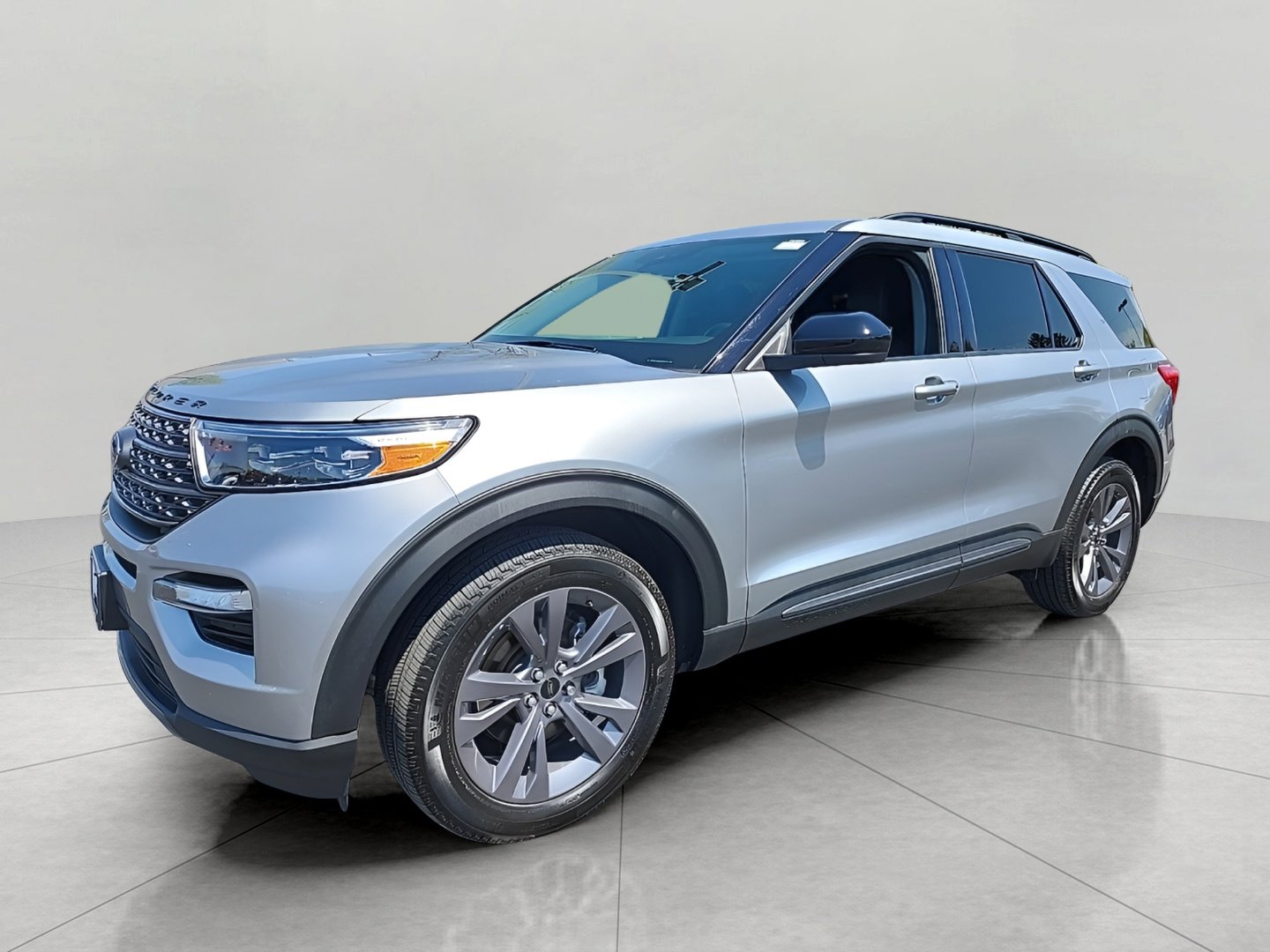 Certified 2023 Ford Explorer XLT w/ Equipment Group 202A AWD/4WD video 1