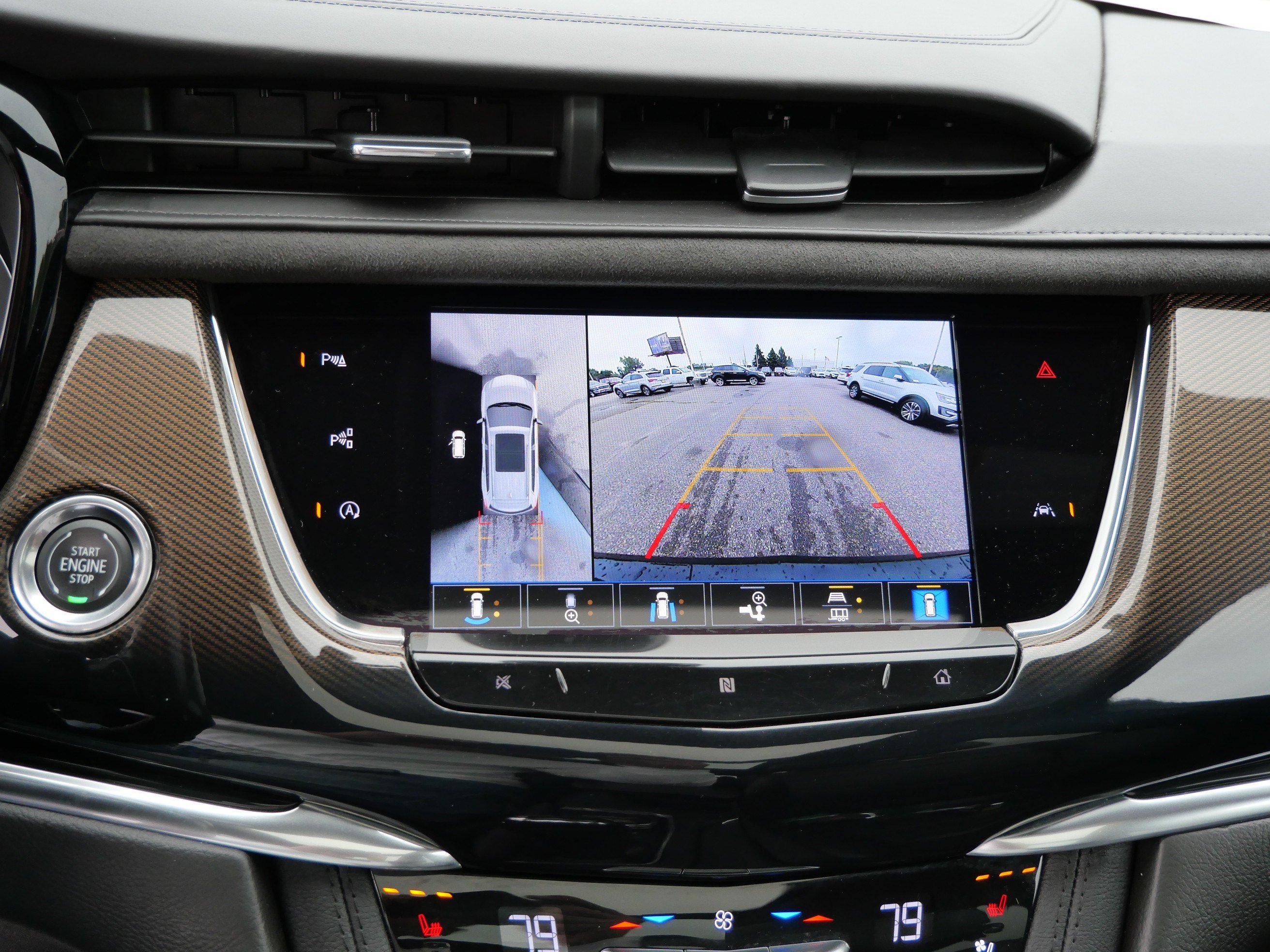 Used 2021 Cadillac XT6 Premium Luxury w/ Platinum Package AWD/4WD image 35