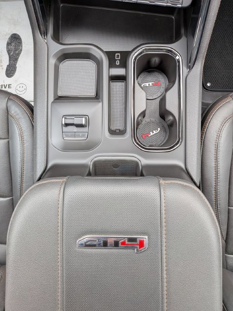 Used 2024 GMC Sierra 2500 AT4 w/ AT4 Premium Plus Package AWD/4WD image 15