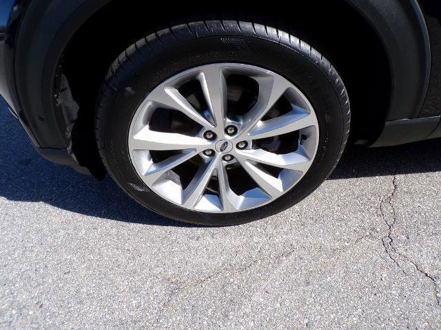 Certified 2021 Ford Explorer Platinum w/ Equipment Group 601A image 7