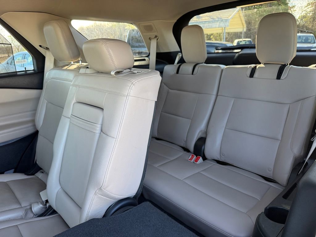 Certified 2023 Ford Explorer Limited image 17