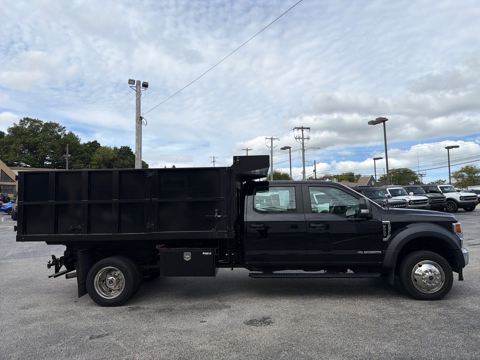 Certified 2022 Ford F550 4x4 Crew Cab Super Duty w/ Power Equipment Group image 7