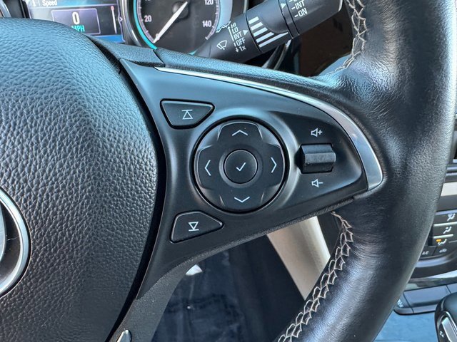 Used 2018 Buick Envision Essence image 24