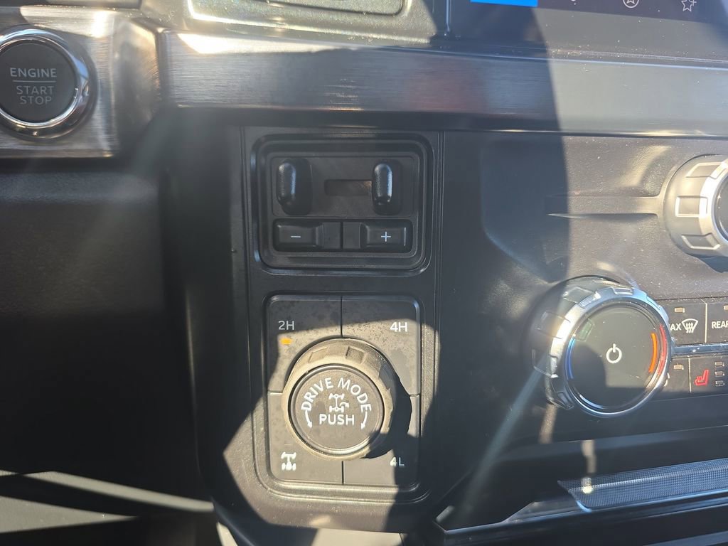 Certified 2025 Ford F250 Lariat w/ Lariat Ultimate Package image 47