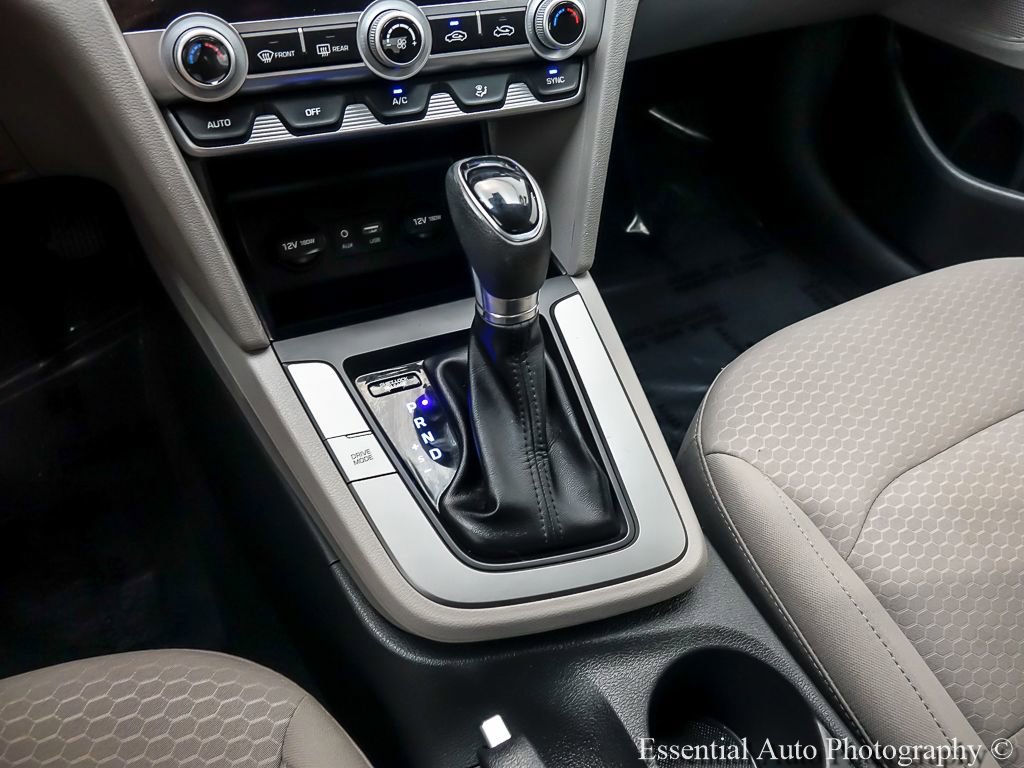 Used 2020 Hyundai Elantra SEL FWD image 18