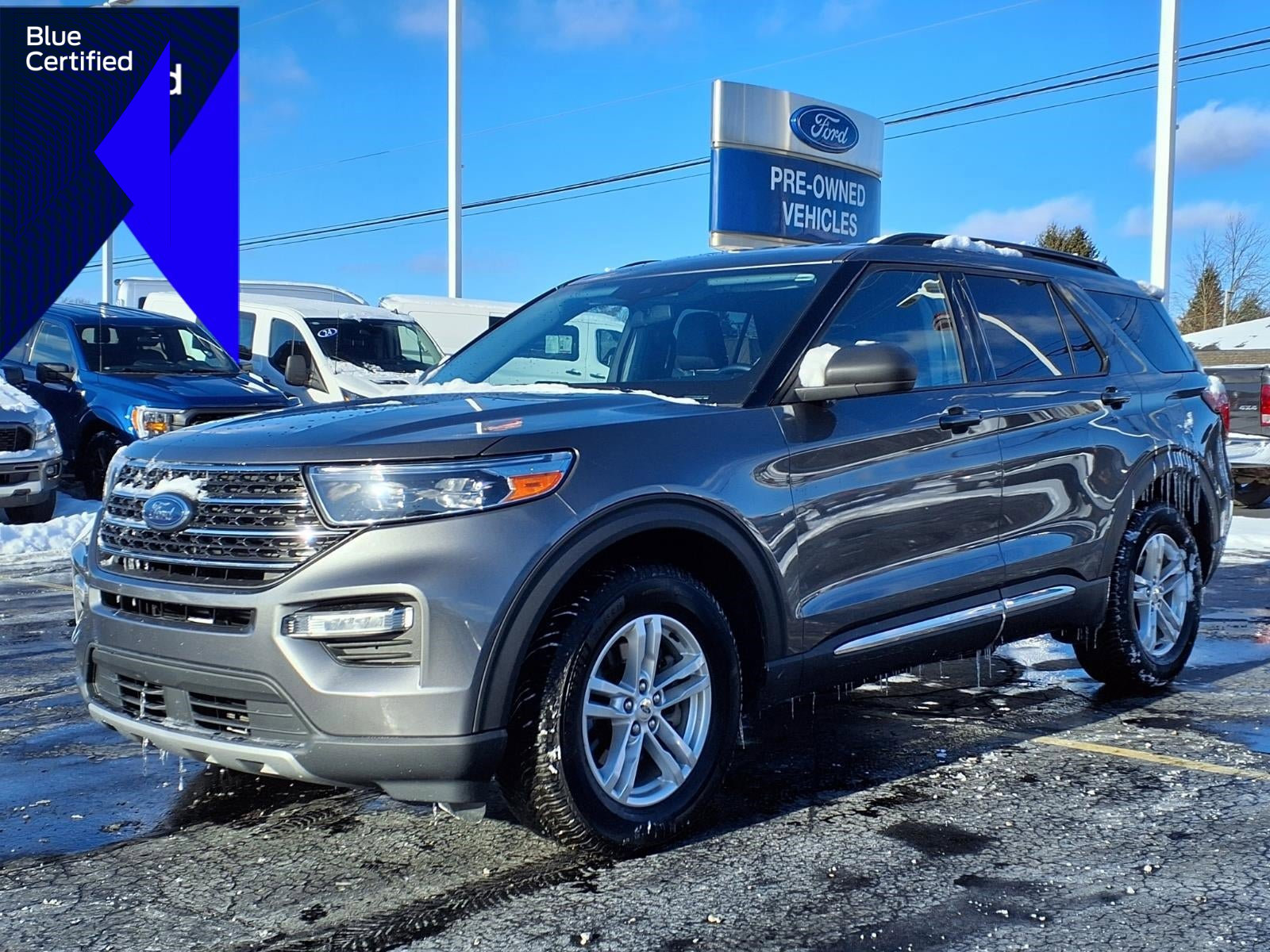 Certified 2022 Ford Explorer XLT w/ Equipment Group 202A