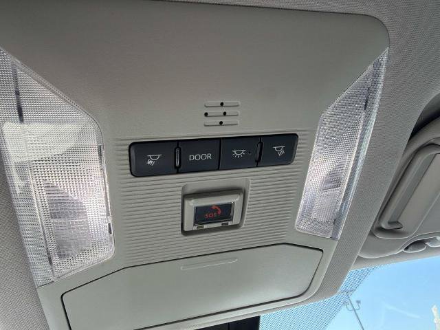 Used 2023 Toyota RAV4 XLE AWD/4WD image 18
